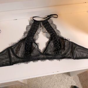 Victoria’s Secret bralette Lg